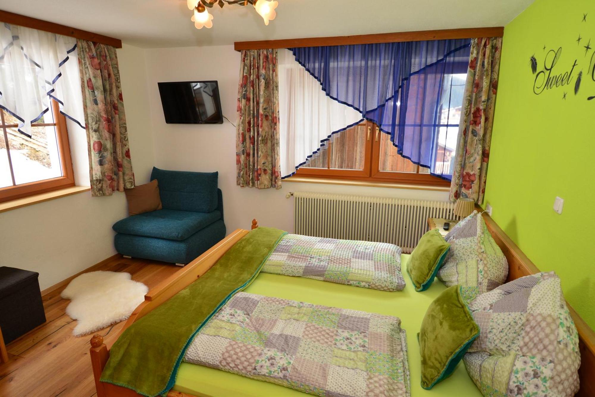 Haus Dietz Elbigenalp Szoba fotó